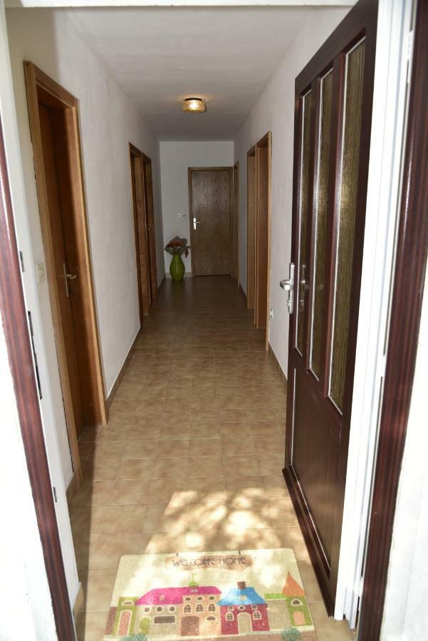 Apartments Maestral Malinska Extérieur photo