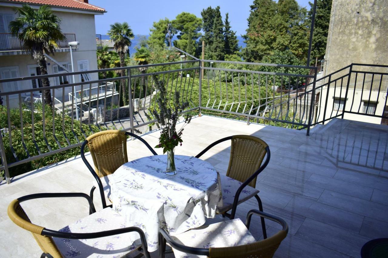 Apartments Maestral Malinska Extérieur photo